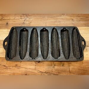 VTG Old Mountain Cast Iron Cornbread Pan